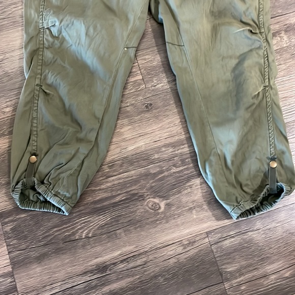 Free People - Picture 3 of 6